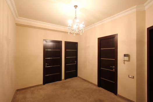 North Avenue 4 bedroom luxe apartment