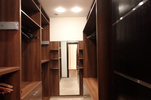 North Avenue 4 bedroom luxe apartment