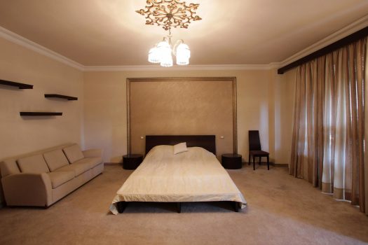 North Avenue 4 bedroom luxe apartment
