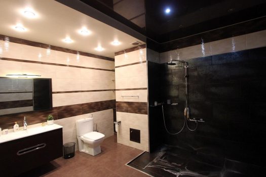 North Avenue 4 bedroom luxe apartment