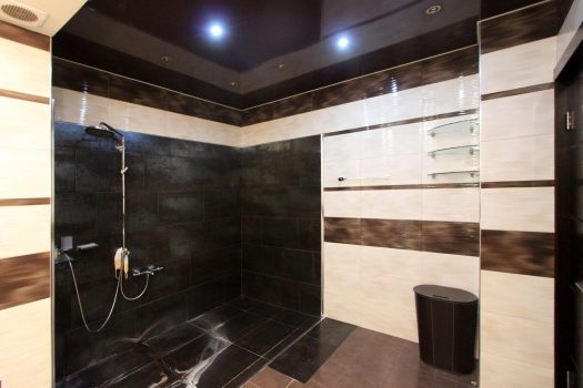 North Avenue 4 bedroom luxe apartment
