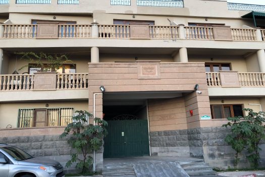 Modern One Bedroom with a Pool and Garden (New Building