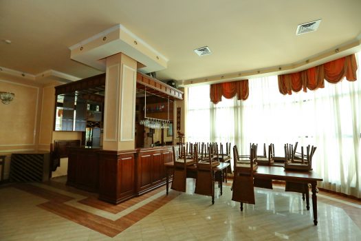 Bar-Restaurant in city centre for sell