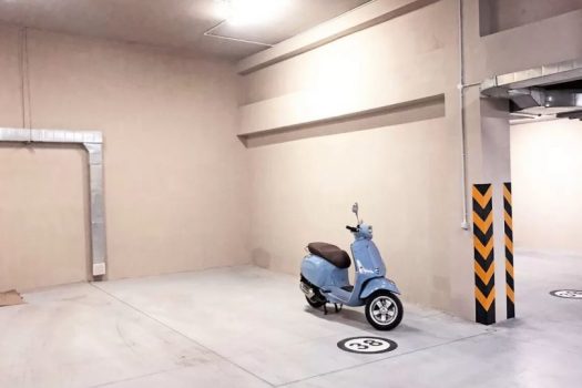 High class NEW apartment in Buzand street