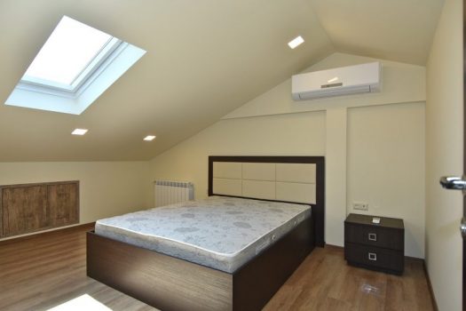 Duplex 3-bedroom apartment in Downtown
