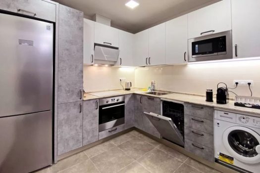 High class NEW apartment in Buzand street