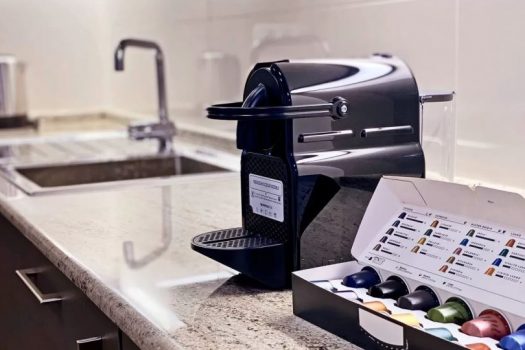 High class apartment in Buzand street