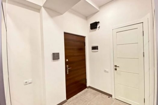 High class apartment in Buzand street