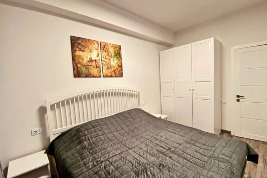 High class NEW apartment in Buzand street