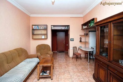2 սենյականոց բնակարան կենտրոնում