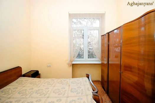 2 սենյականոց բնակարան կենտրոնում