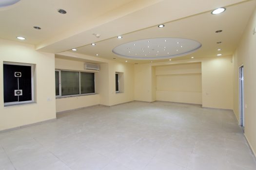 Supermarket space or dance studio for rent