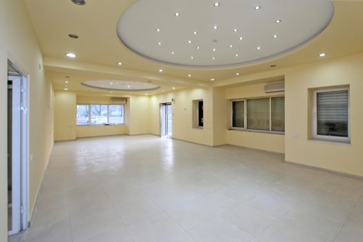 Supermarket space or dance studio for rent