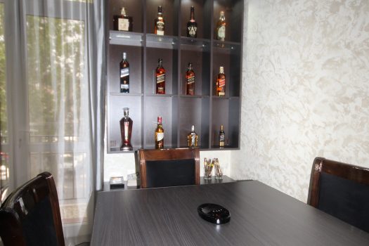 Beautiful cozy apartment in Komitas