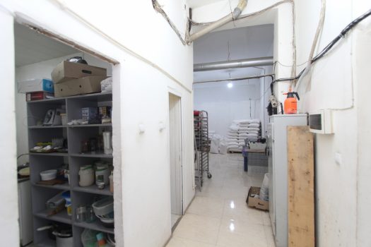 Supermarket space or dance studio for rent