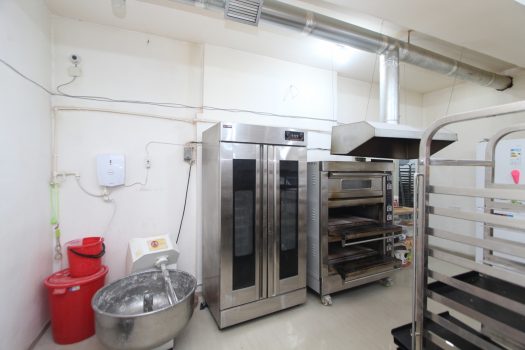 Supermarket space or dance studio for rent