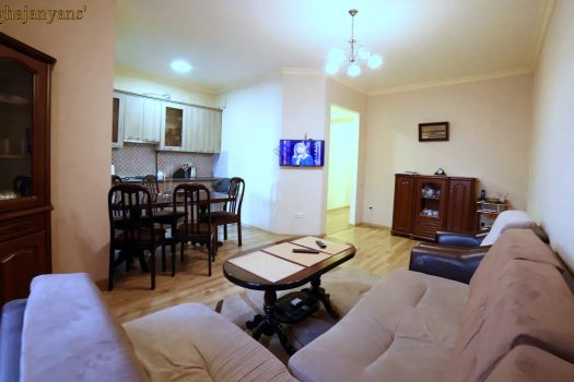 3 սենյականոց բնակարան Կենտրոնում