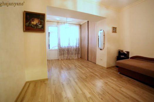 3 սենյականոց բնակարան Կենտրոնում