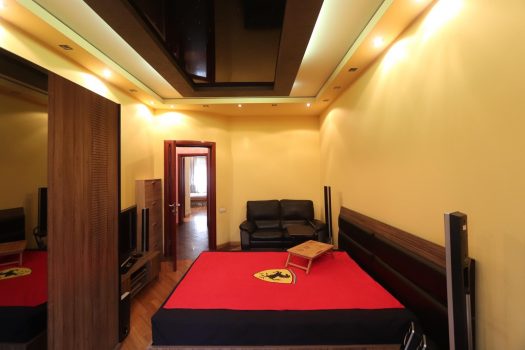 3-bedroom apartment in Northern square